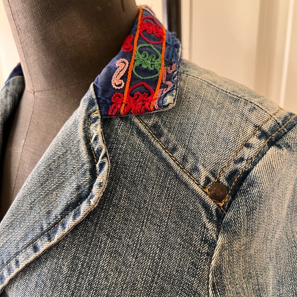 Eight Sin Embroidered Denim Blazer Jacket Boho Festival Size S - Picture 9 of 14